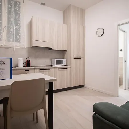 Apartament Palazzetto La Quadra Di San Faustino - F&l Brescia